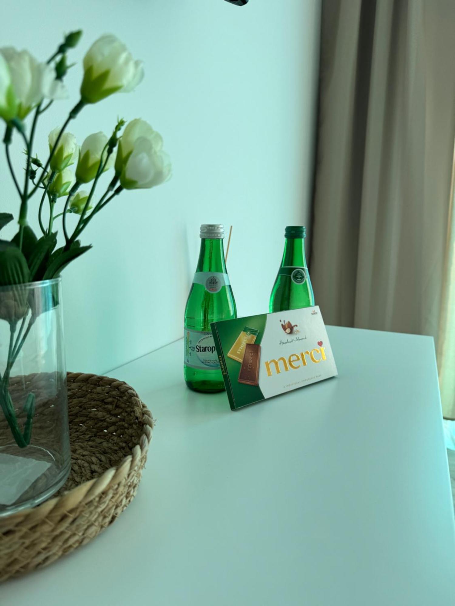 4Summer Kolobrzeg Apartamenty White Blue Sauna & Fitness & Parking 100 Metrow Do Pieknej Szerokiej Piaszczystej Plazy, Wspanialy Widok Z Duzego Tarasu! 100 Meter Zu Einem Schoenen Breiten Sandstrand, Herrliche Aussicht Von Einer Grossen Terrasse! Exterior foto